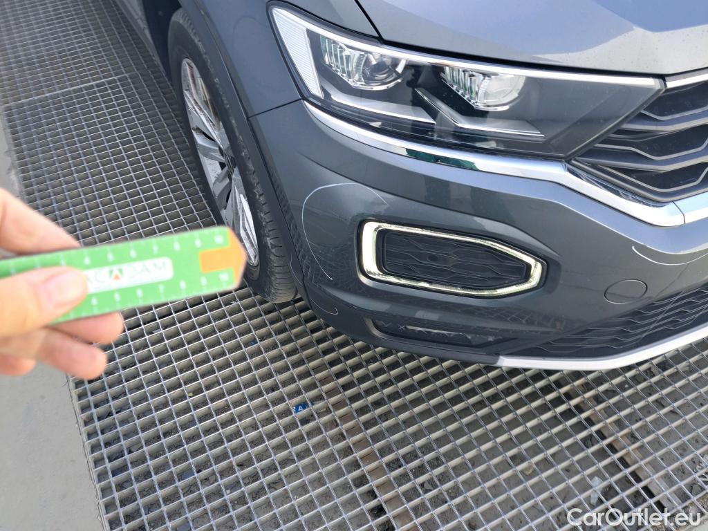 Volkswagen  T-ROC VOLKSWAGEN  / 2017 / 5P / todoterreno Advance 2.0 TDI 85kW (115CV) #32