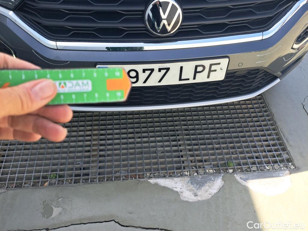  Volkswagen  T-ROC VOLKSWAGEN  / 2017 / 5P / todoterreno Advance 2.0 TDI 85kW (115CV) #40