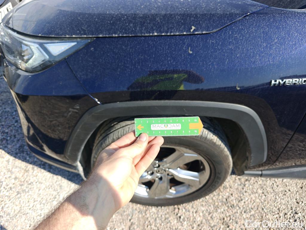  Toyota  RAV4 TOYOTA  todoterreno 2.5l 220H Advance 180 CV  #44