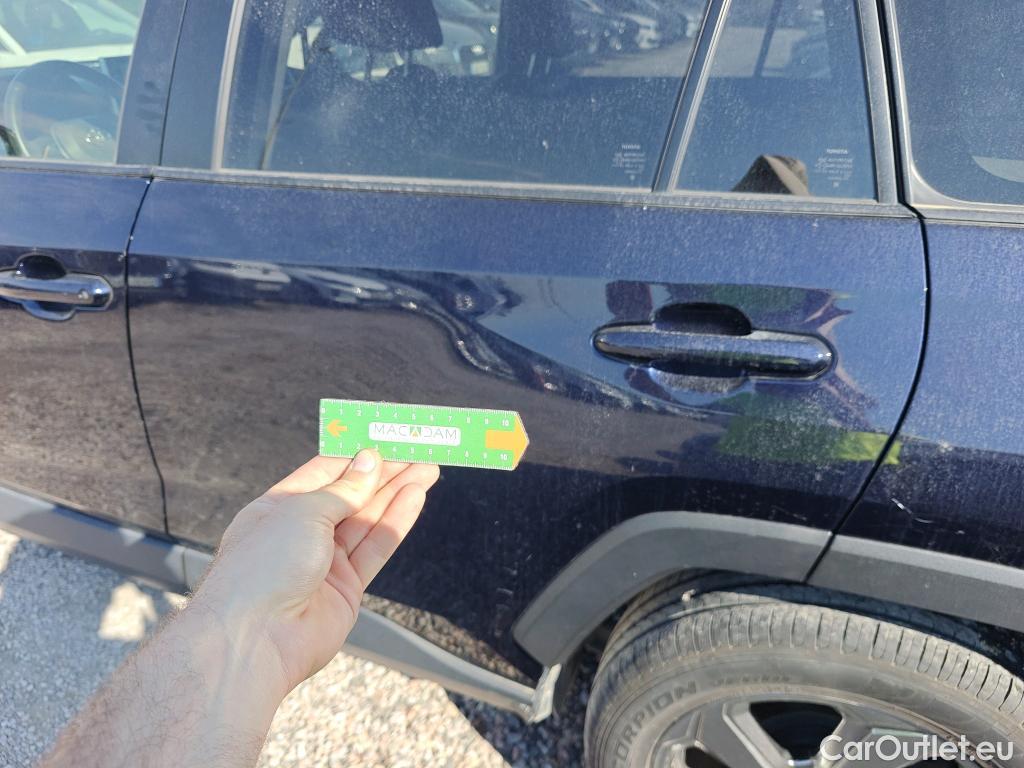  Toyota  RAV4 TOYOTA  todoterreno 2.5l 220H Advance 180 CV  #15