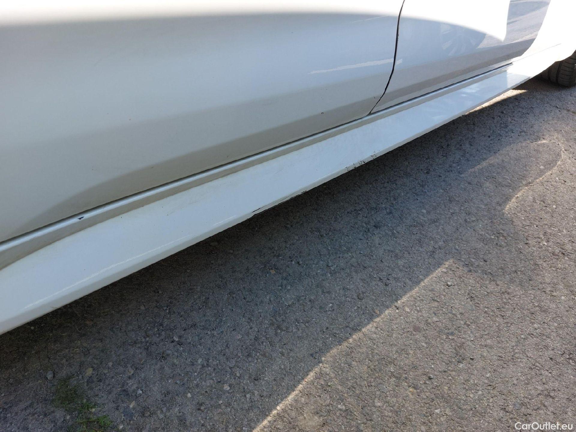  Toyota  Corolla TOYOTA  / 2019 / 5P / berlina con portón 1.8 125H BUSINESS PLUS E-CVT #13