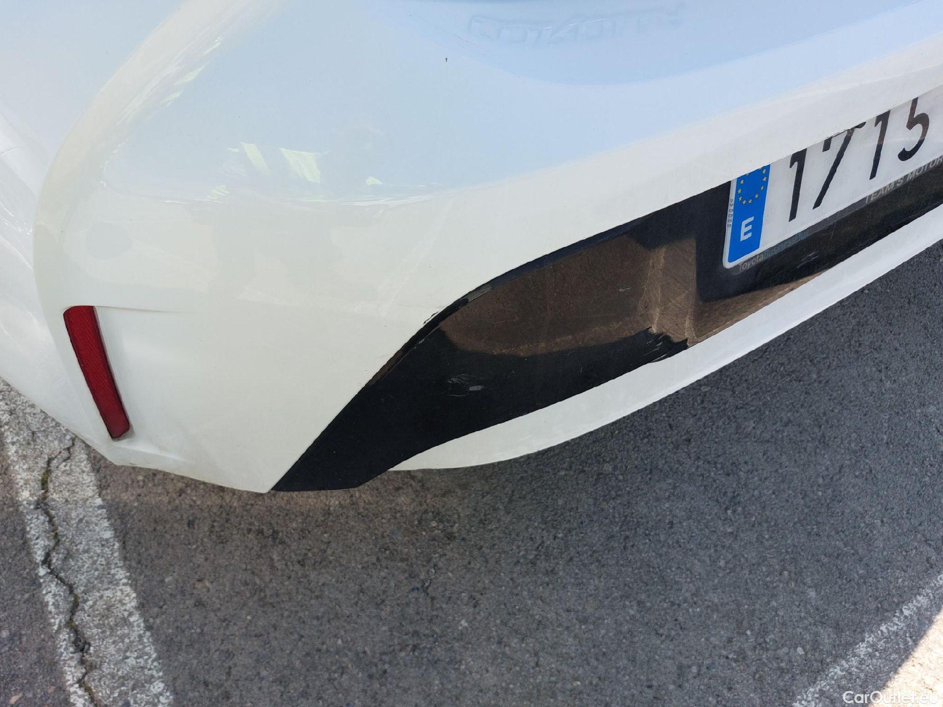  Toyota  Corolla TOYOTA  / 2019 / 5P / berlina con portón 1.8 125H BUSINESS PLUS E-CVT #10