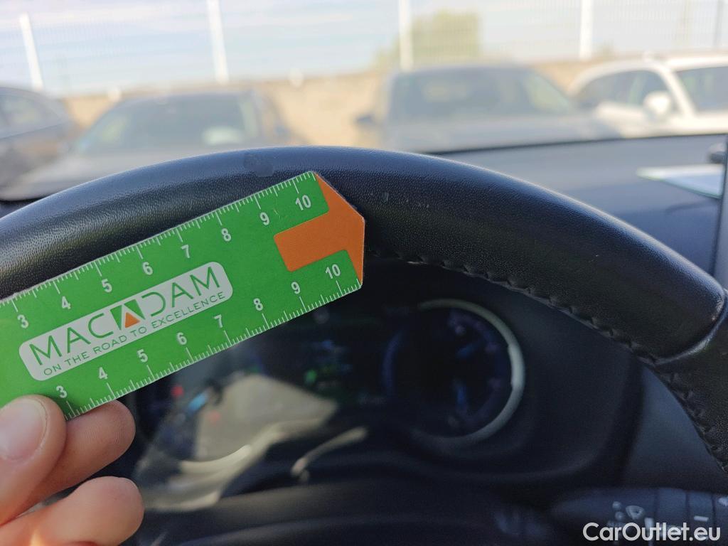  Toyota  RAV4 TOYOTA  todoterreno 2.5l 220H Advance 180 CV  #34