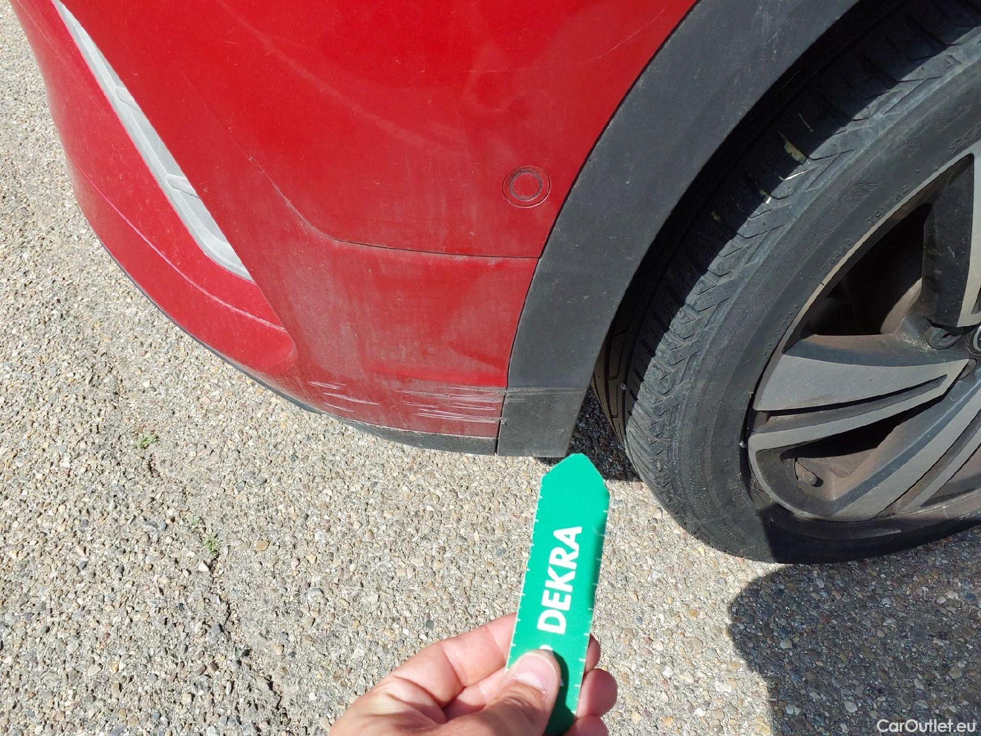  Volkswagen  T-ROC VOLKSWAGEN  / 2021 / 5P / todoterreno R-Line 2.0 TDI 110kW (150CV) DSG #9