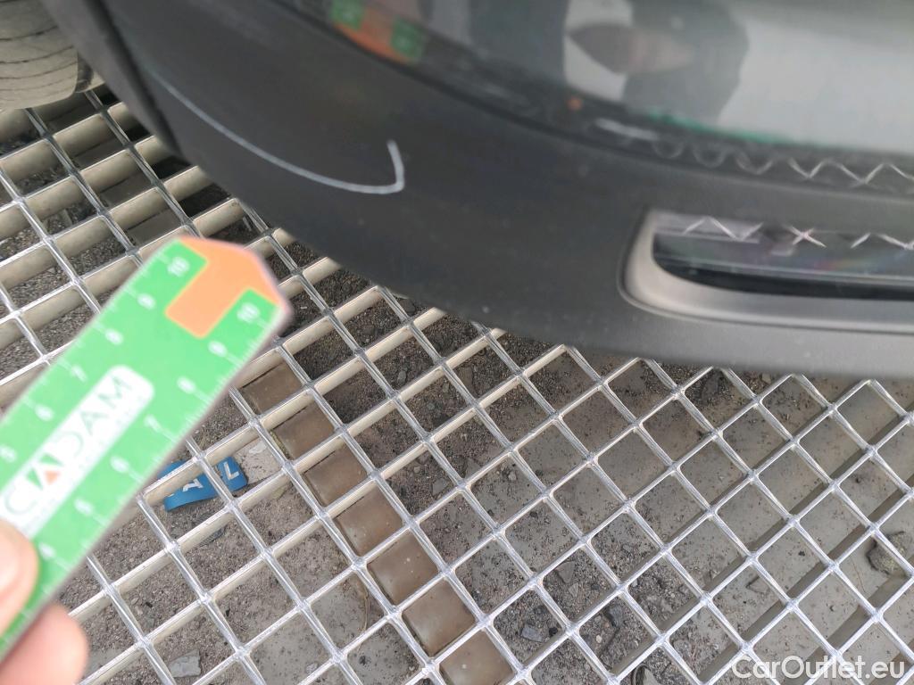  Volkswagen  T-ROC VOLKSWAGEN  / 2017 / 5P / todoterreno Advance 2.0 TDI 85kW (115CV) #33