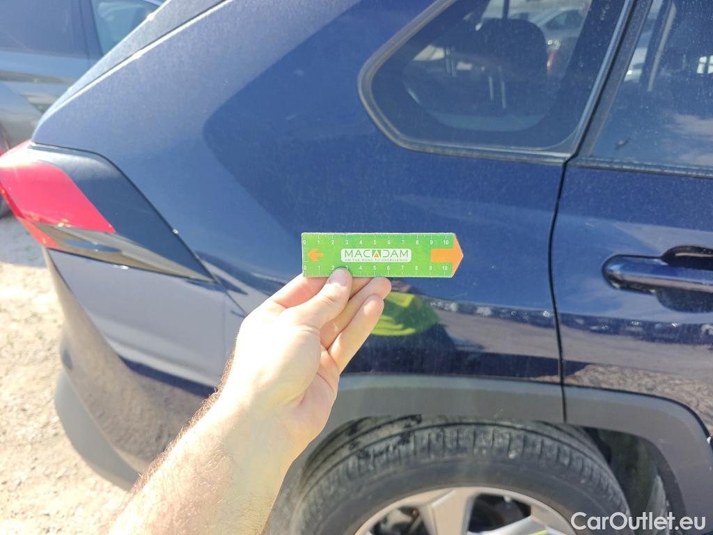  Toyota  RAV4 TOYOTA  todoterreno 2.5l 220H Advance 180 CV  #50