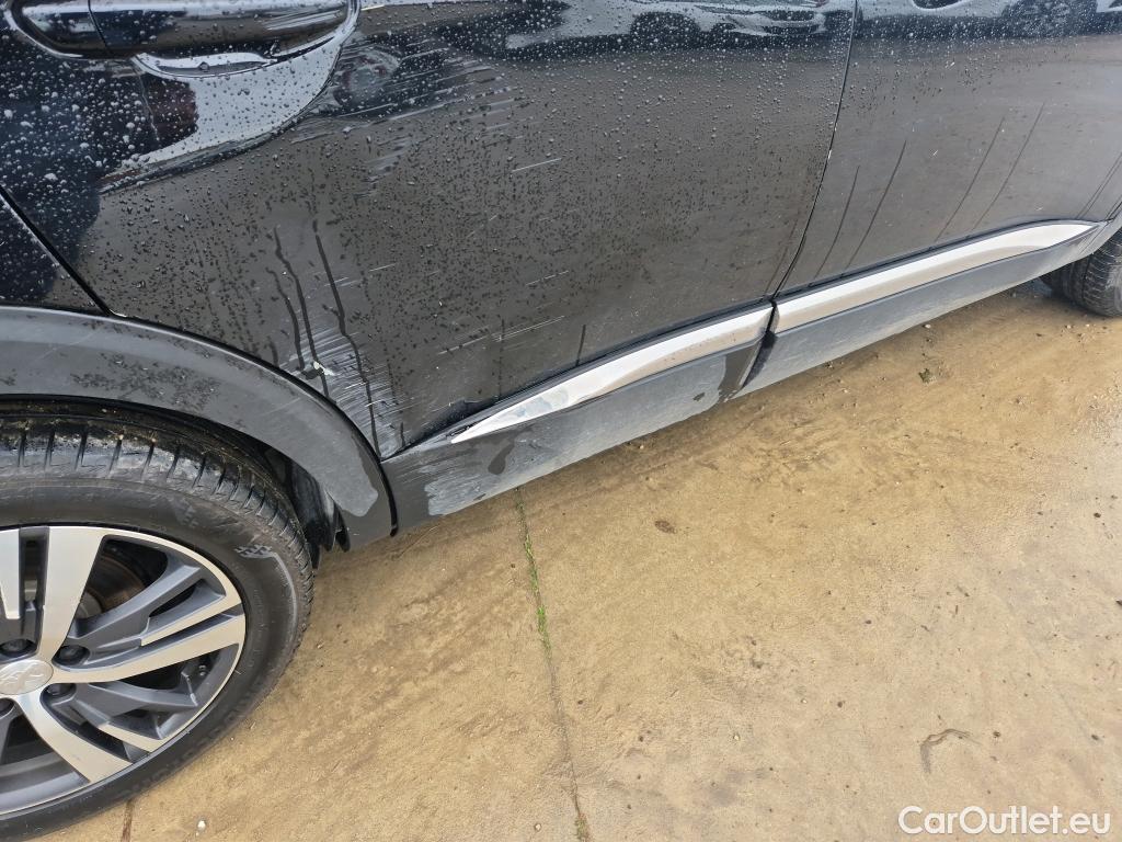  Peugeot  3008 PEUGEOT  / 2020 / 5P / todoterreno 1.5 BlueHDi 96kW (130CV) S&S Allure EAT8 #3