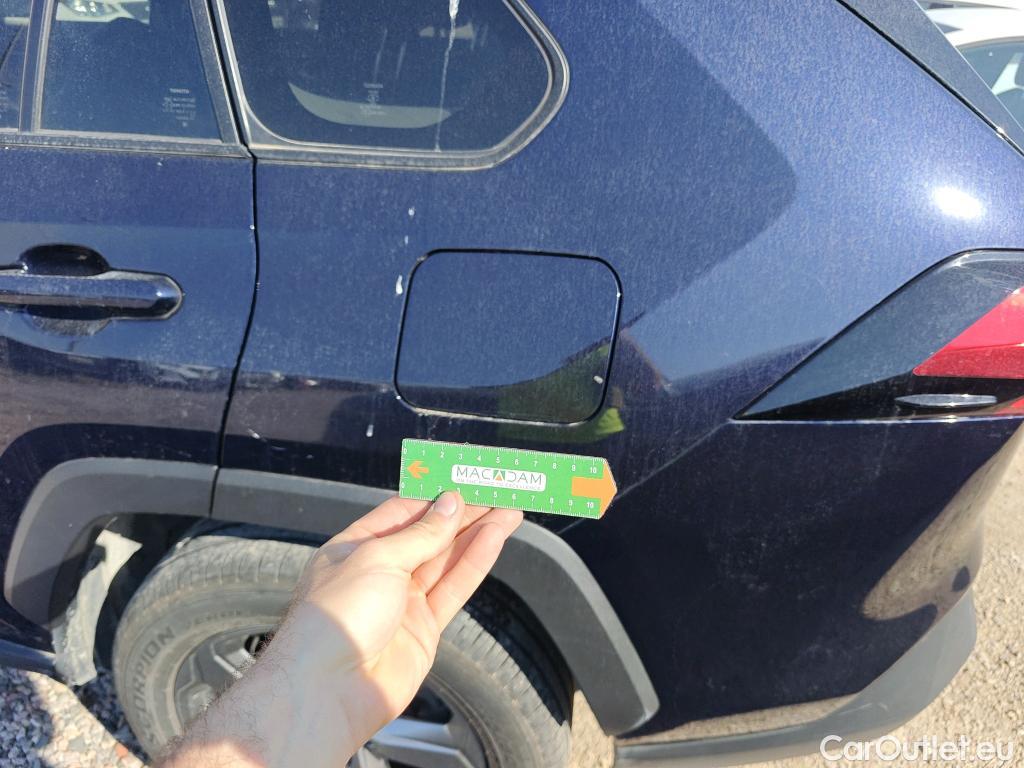  Toyota  RAV4 TOYOTA  todoterreno 2.5l 220H Advance 180 CV  #17