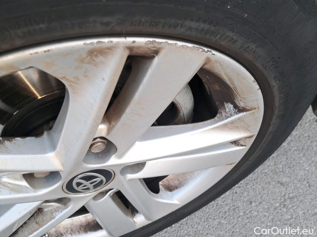  Toyota  Corolla TOYOTA  / 2019 / 5P / familiar 1.8 125H ACTIVE TECH E-CVT TOU SPORT #4