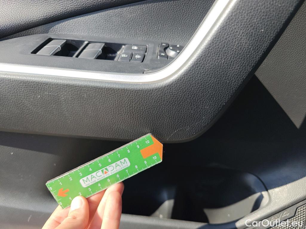  Toyota  RAV4 TOYOTA  todoterreno 2.5l 220H Advance 180 CV  #29