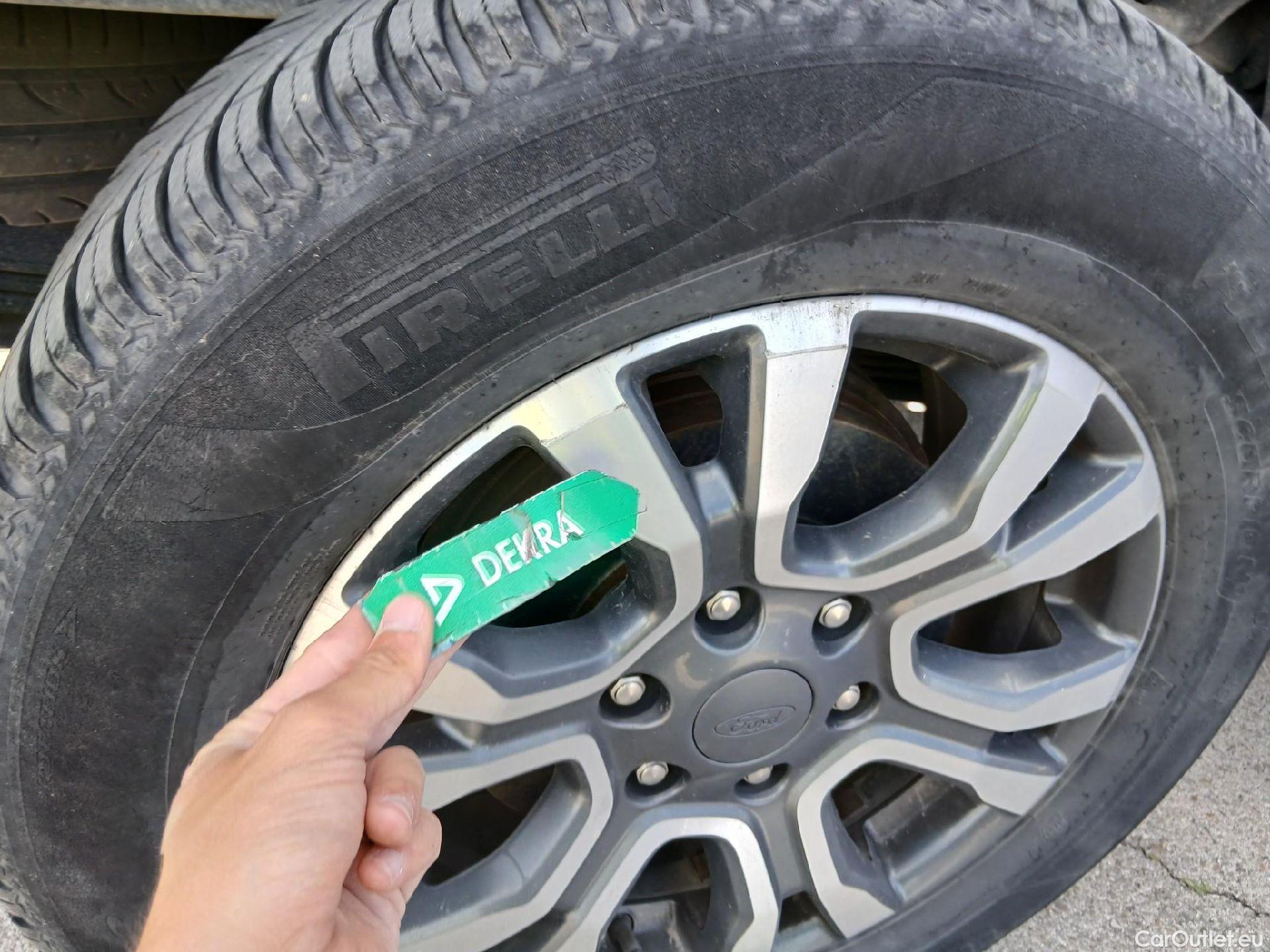  Ford  Ranger FORD  / 2019 / 4P / pickup doble cabina 2.0 Ecobl 157kW 4x4 Dob Cab Wildtrack AT #33