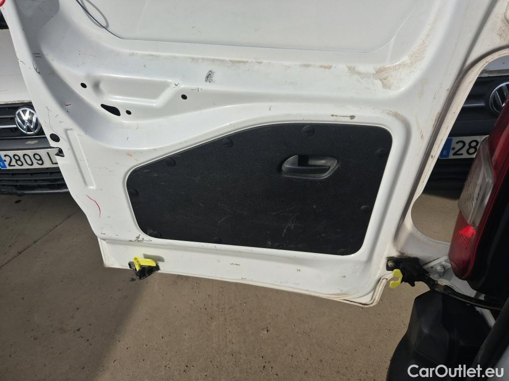  Citroen  Berlingo CITROEN  / 2018 / 3P / furgón derivado de turismo Talla M BlueHDi 100 CONTROL #15