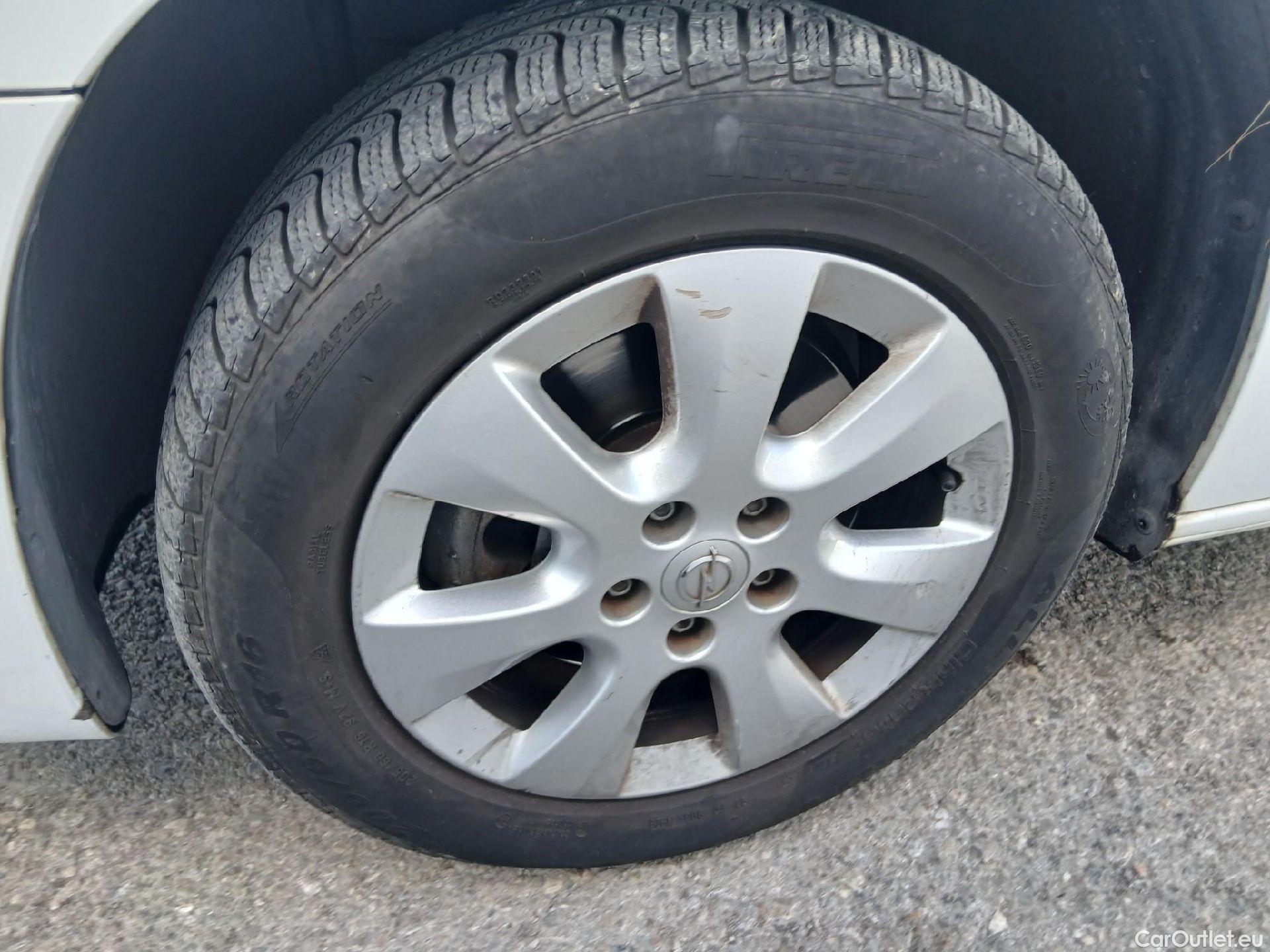  Opel  Combo OPEL  Life / 2018 / 5P / monovolumen compacto 1.5 TD 96kW (130CV) S/S Innovation L Aut #5