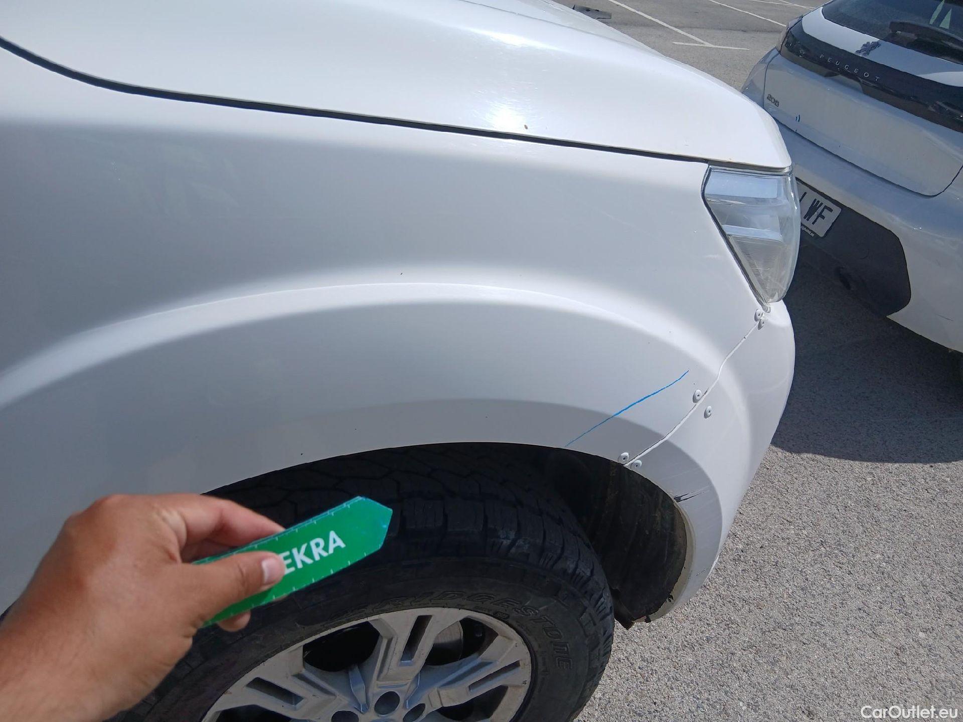  Nissan  Navara NISSAN  / 2015 / 4P / pickup Doble Cab. 2.3dCi 120kW(160CV) Acenta #52