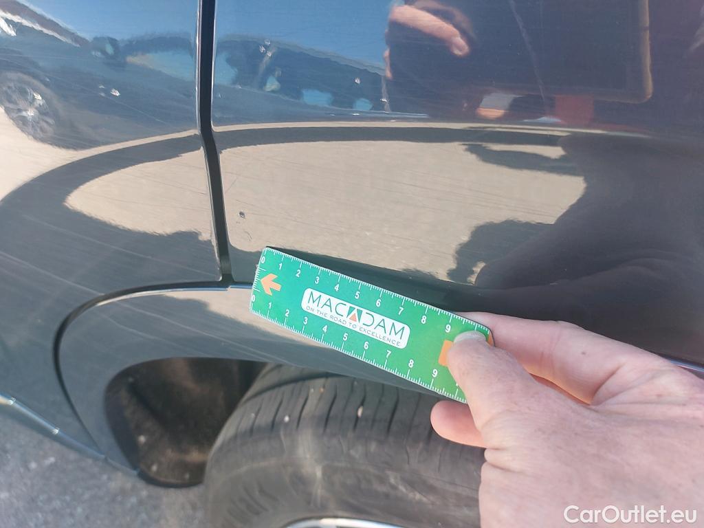  Volvo  XC90 VOLVO  todoterreno 2.0 B5 D AWD Momentum Pro Auto 240 CV  #8