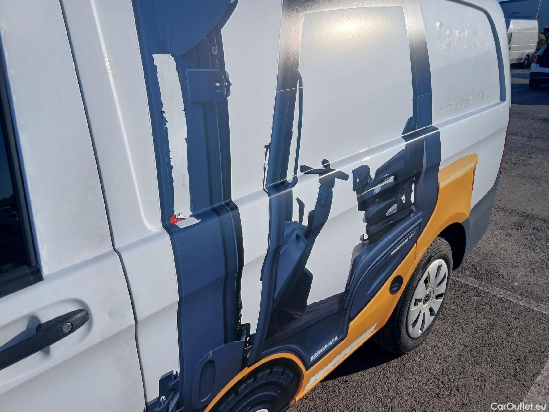  Mercedes  Vito MERCEDES-BENZ  / 2014 / 4P / furgón 111 CDI Larga #14