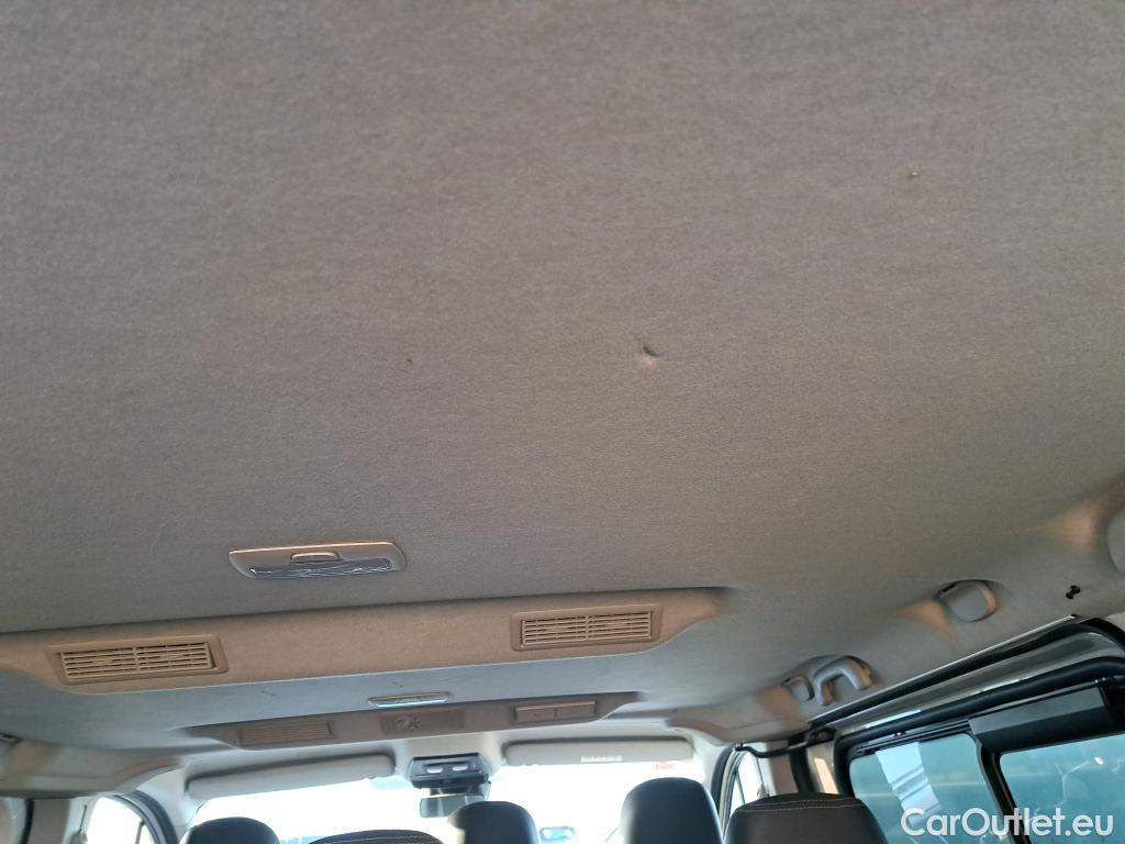  Nissan  NV300 NISSAN  / 2021 / 4P / monovolumen Combi 9 2.0dCi 81kW L1H1 1T Comfort #16