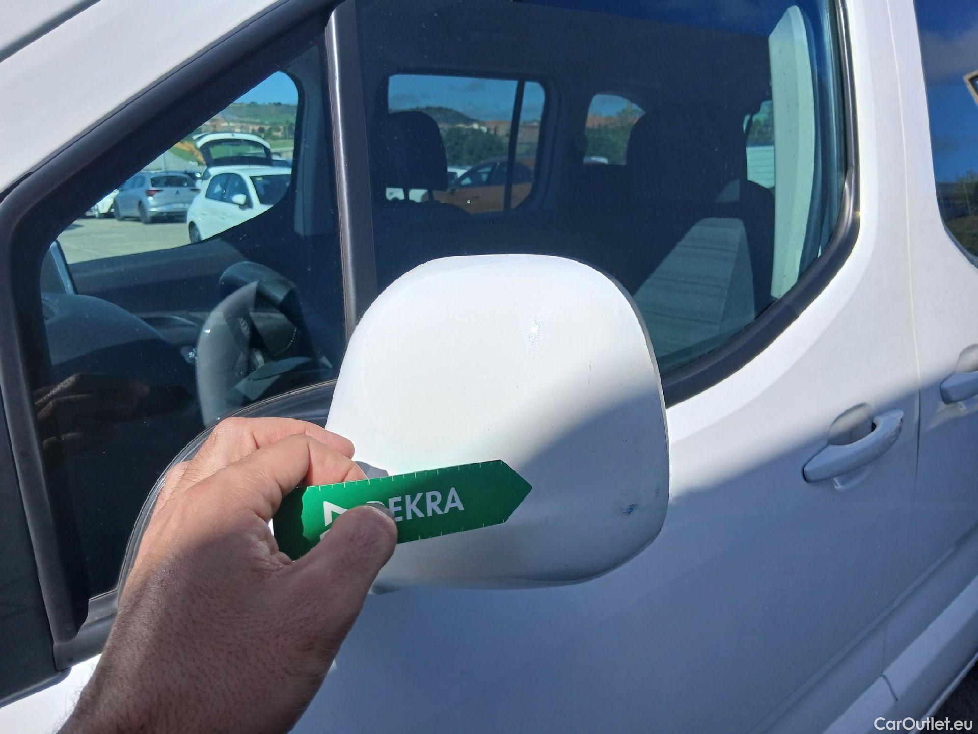  Opel  Combo OPEL  Life / 2018 / 5P / monovolumen compacto 1.5 TD 96kW (130CV) S/S Innovation L Aut #8