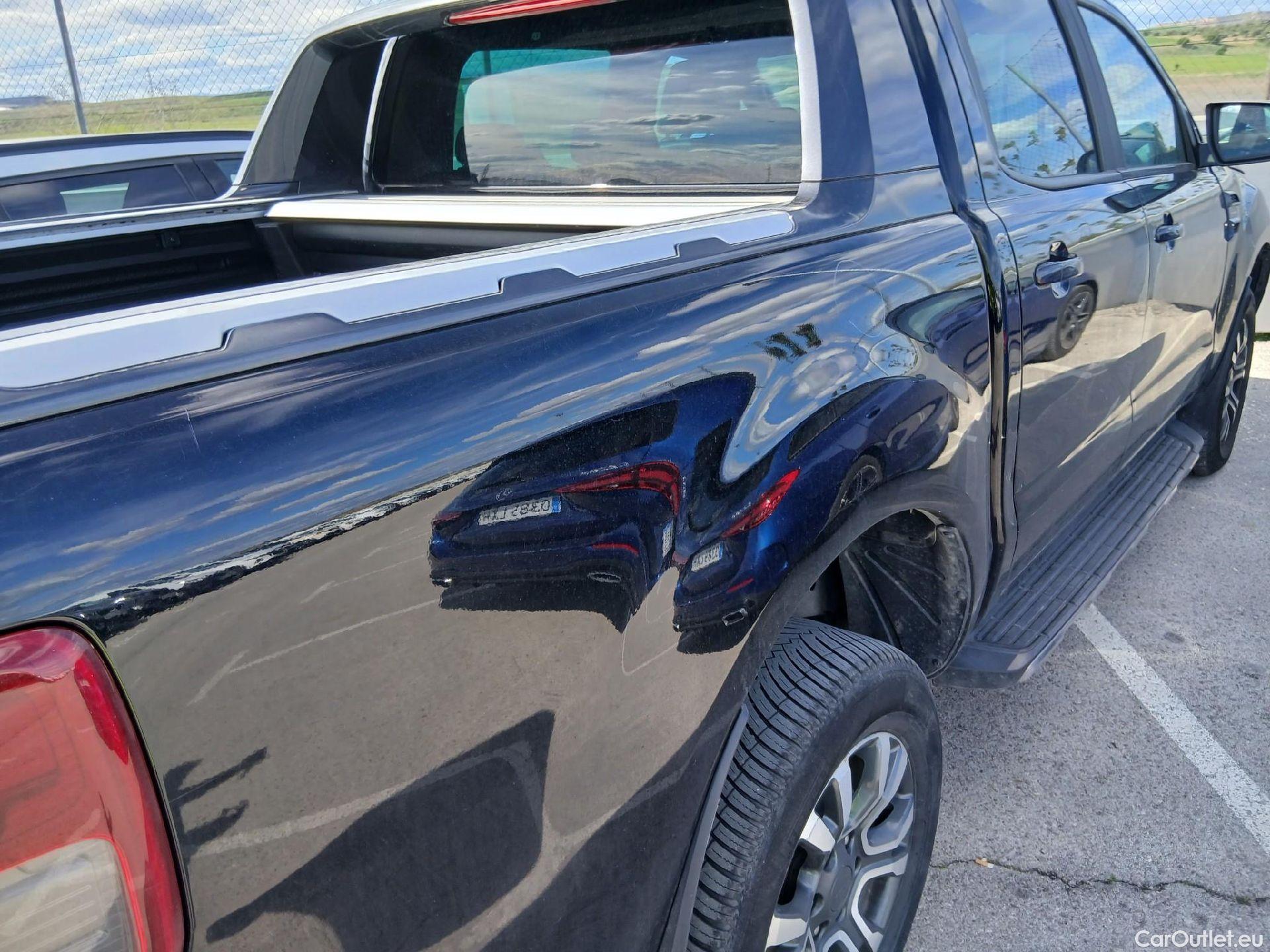  Ford  Ranger FORD  / 2019 / 4P / pickup doble cabina 2.0 Ecobl 157kW 4x4 Dob Cab Wildtrack AT #31