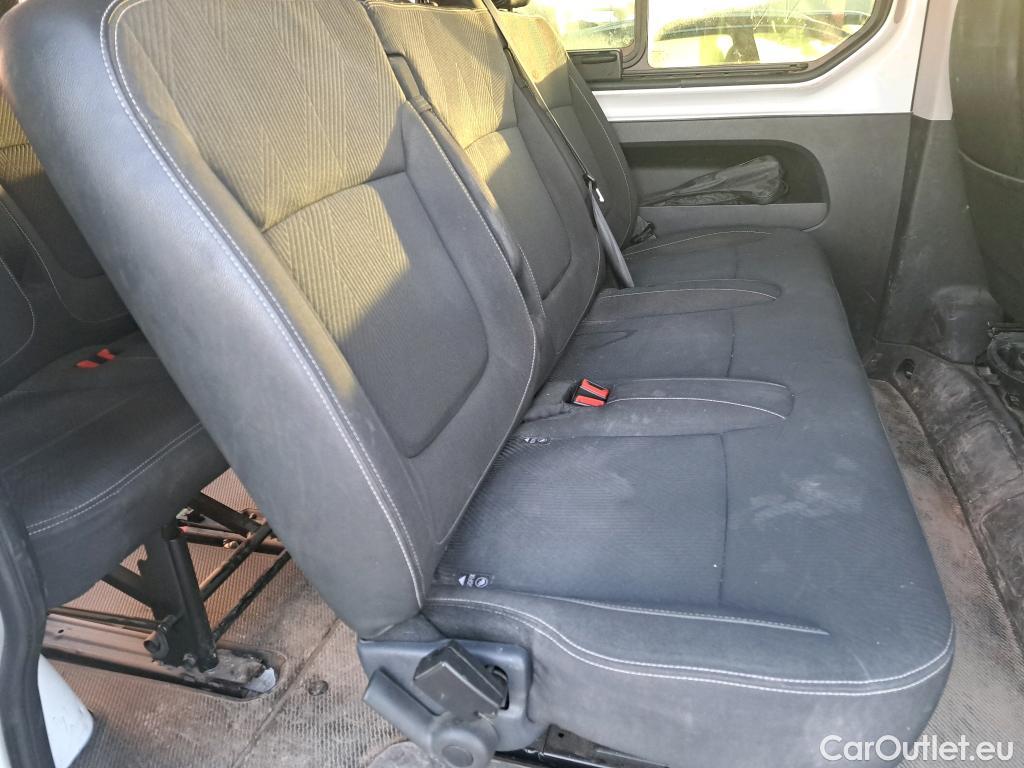  Nissan  NV300 NISSAN  / 2021 / 4P / monovolumen Combi 9 2.0dCi 81kW L1H1 1T Comfort #31