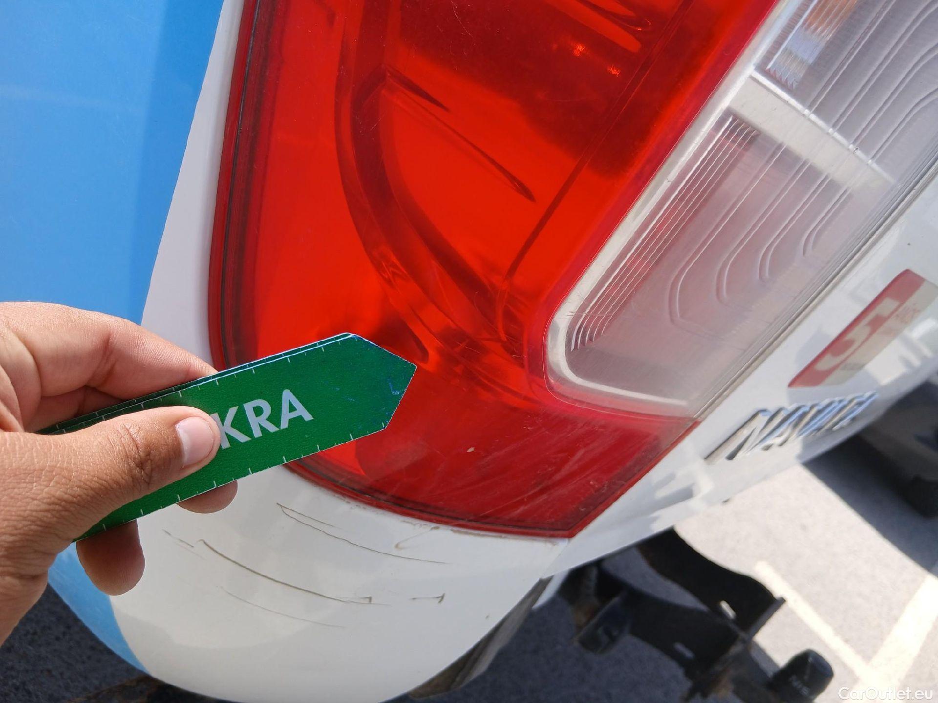  Nissan  Navara NISSAN  / 2015 / 4P / pickup Doble Cab. 2.3dCi 120kW(160CV) Acenta #39