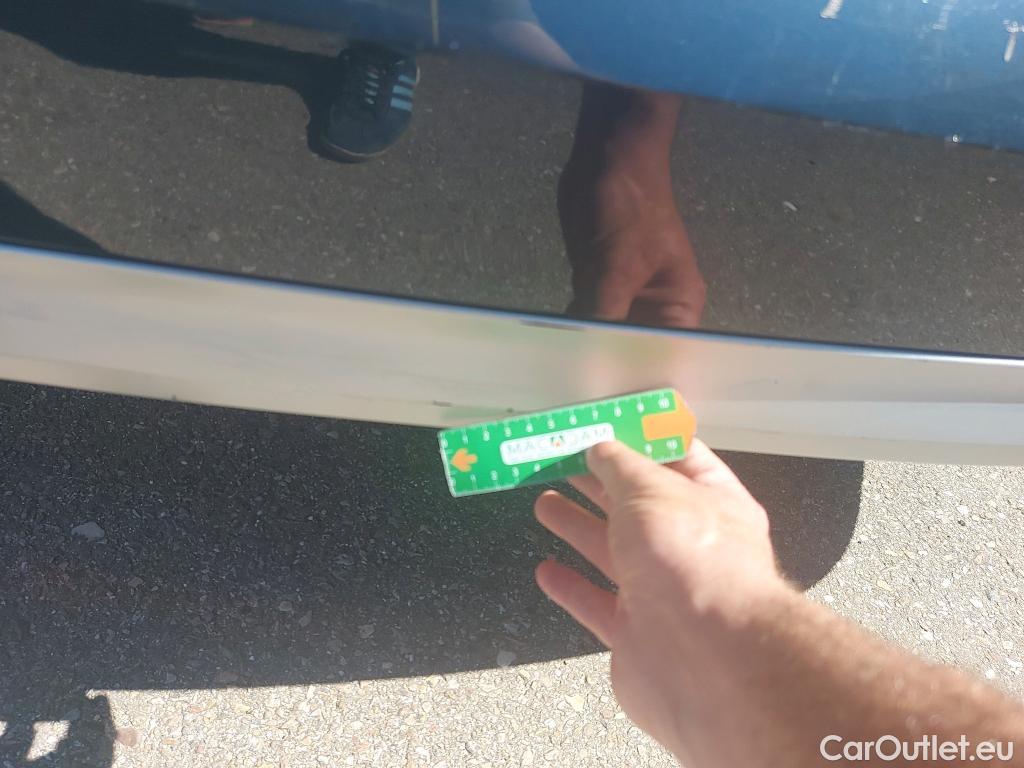  Volvo  XC90 VOLVO  todoterreno 2.0 B5 D AWD Momentum Pro Auto 240 CV  #36