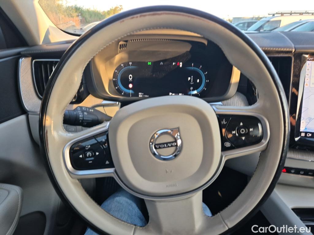  Volvo  XC60 VOLVO  todoterreno 2.0 B4 D Inscription Auto 200 CV #9