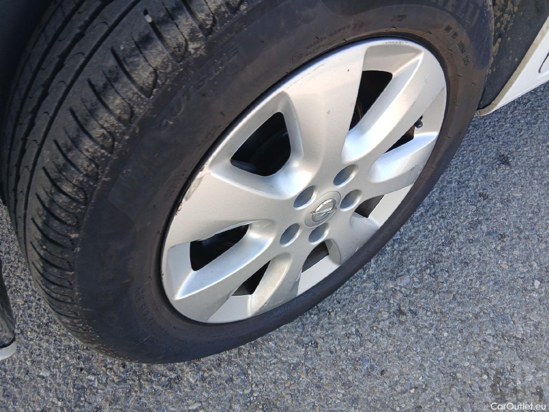  Opel  Combo OPEL  Life / 2018 / 5P / monovolumen compacto 1.5 TD 96kW (130CV) S/S Innovation L Aut #17