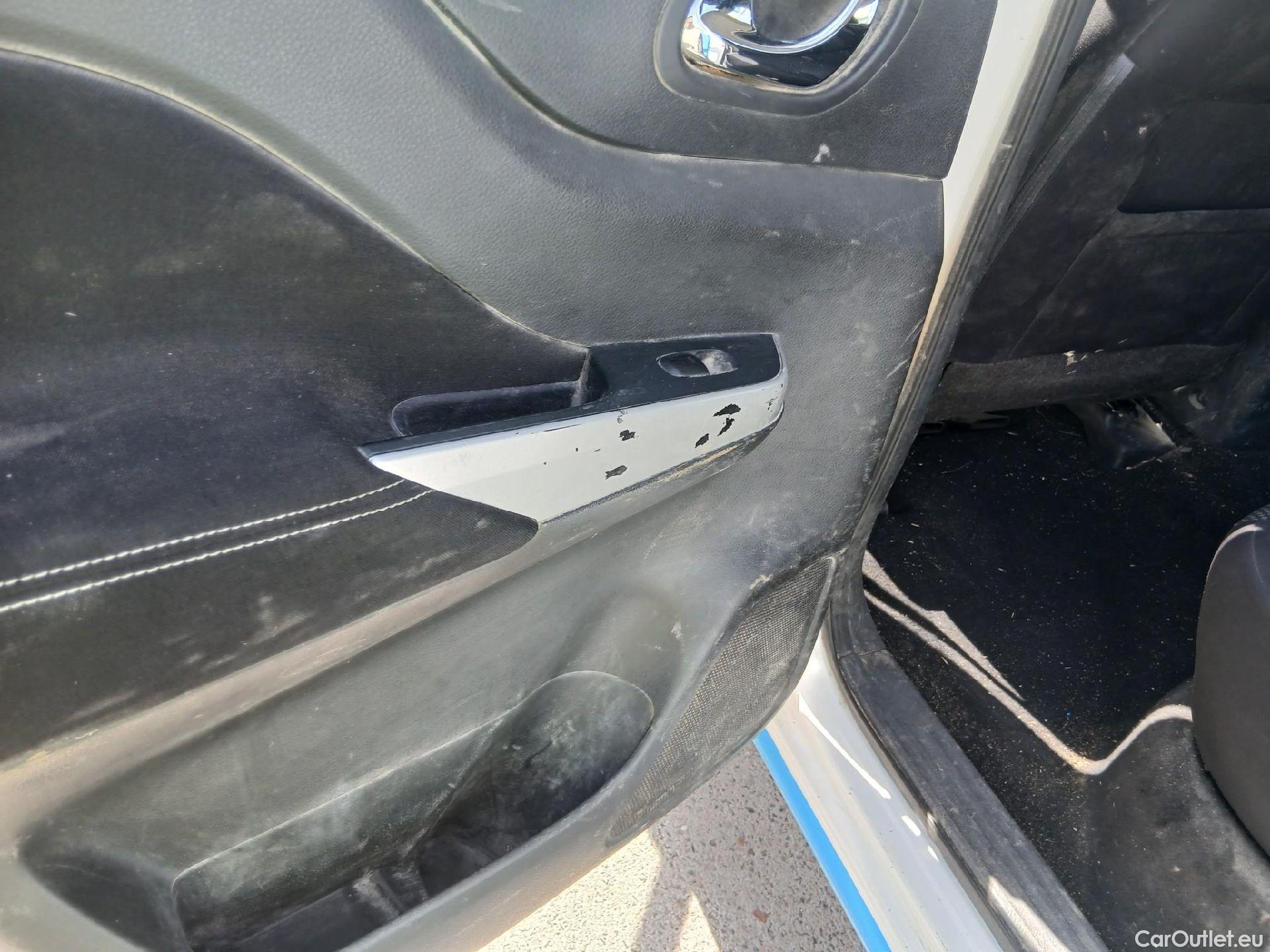  Nissan  Navara NISSAN  / 2015 / 4P / pickup Doble Cab. 2.3dCi 120kW(160CV) Acenta #6