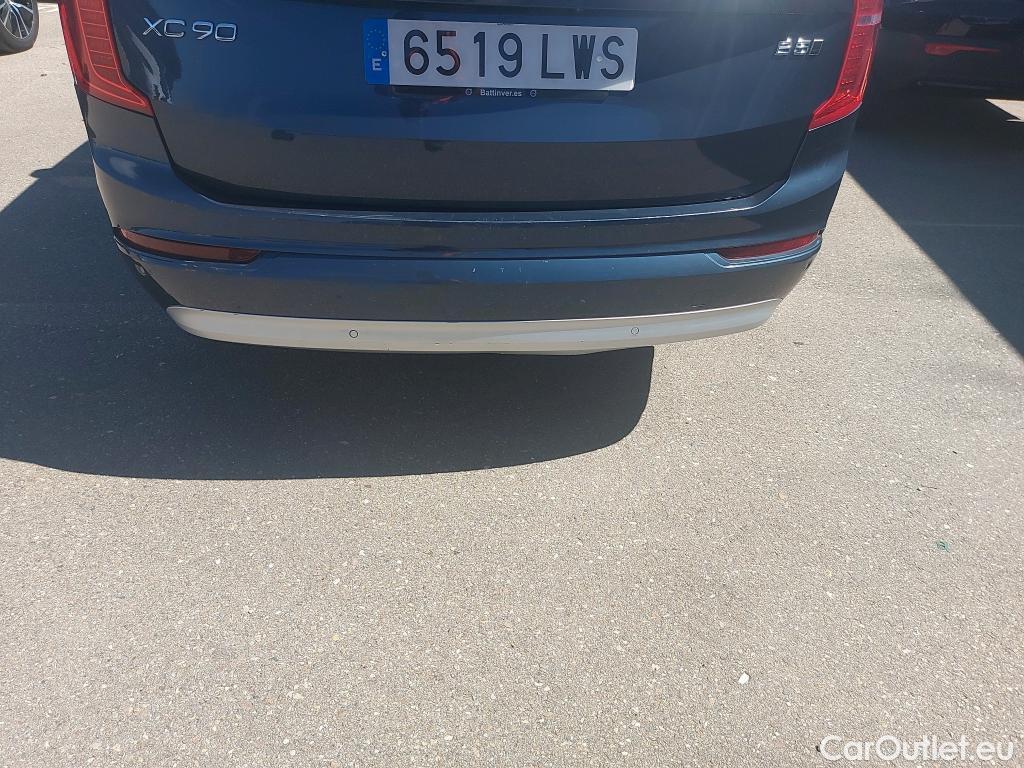  Volvo  XC90 VOLVO  todoterreno 2.0 B5 D AWD Momentum Pro Auto 240 CV  #35