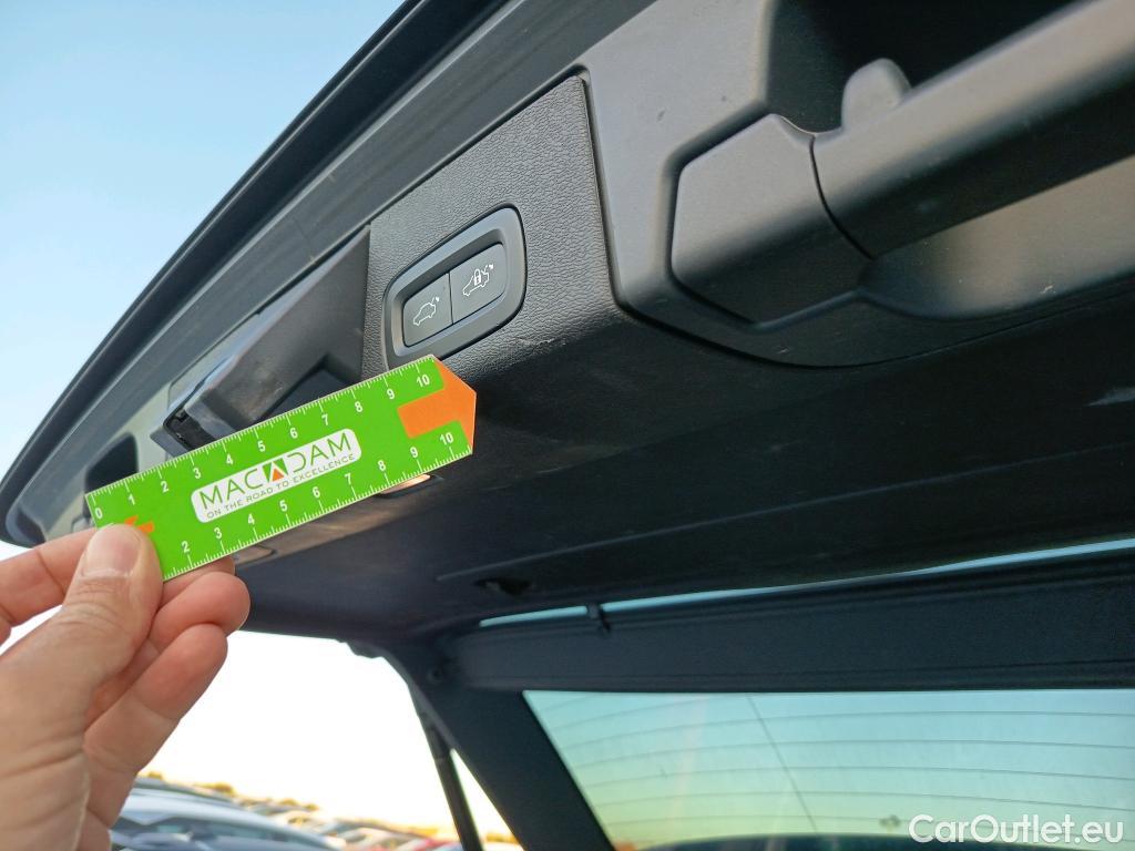  Volvo  XC60 VOLVO  / 2017 / 5P / todoterreno 2.0 T6 AWD Recharge Inscription Auto #28