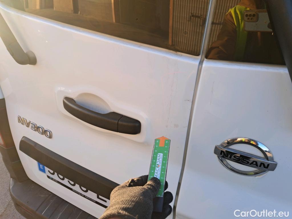  Nissan  NV300 NISSAN  / 2021 / 4P / monovolumen Combi 9 2.0dCi 81kW L1H1 1T Comfort #9