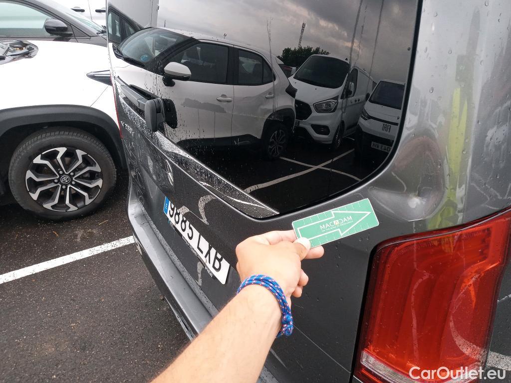  Mercedes  V-Klasse MERCEDES-BENZ Clase V / 2014 / 5P / monovolumen 250 d Exclusive Largo #3