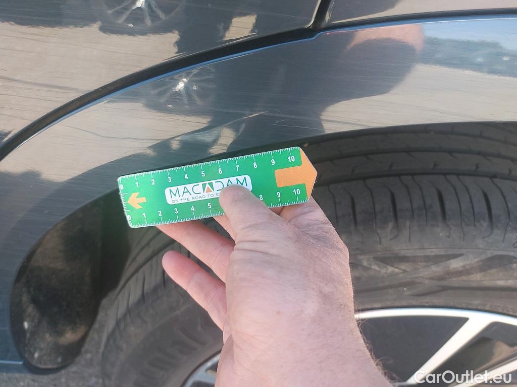  Volvo  XC90 VOLVO  todoterreno 2.0 B5 D AWD Momentum Pro Auto 240 CV  #34