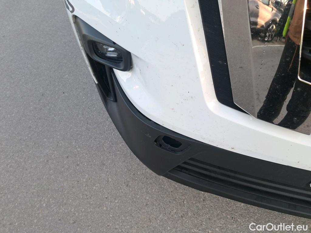  Nissan  NV300 NISSAN  / 2021 / 4P / monovolumen Combi 9 2.0dCi 81kW L1H1 1T Comfort #26