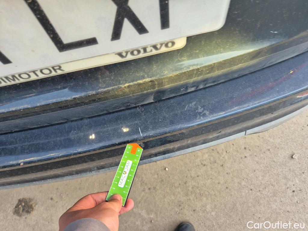  Volvo  XC60 VOLVO  todoterreno 2.0 B4 D Inscription Auto 200 CV #17