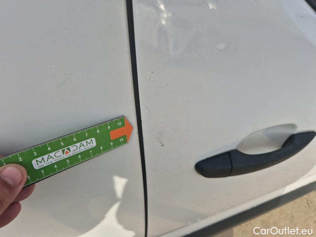  Citroen  Berlingo CITROEN  / 2018 / 3P / furgón derivado de turismo Talla M BlueHDi 100 CONTROL #26