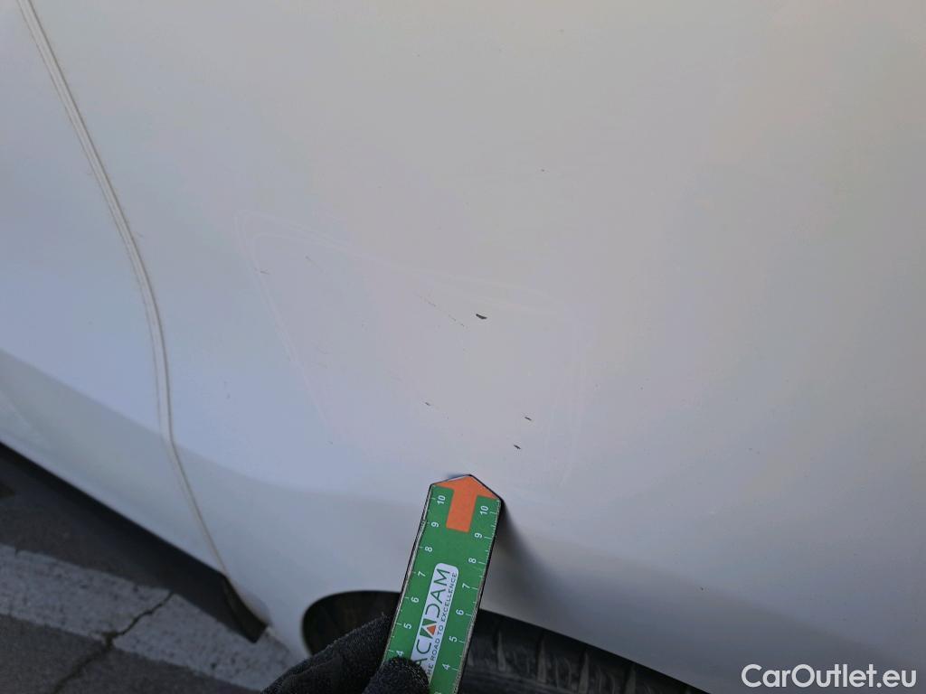  Nissan  NV300 NISSAN  / 2021 / 4P / monovolumen Combi 9 2.0dCi 81kW L1H1 1T Comfort #7