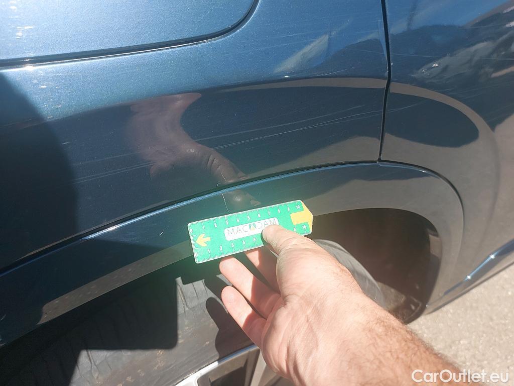  Volvo  XC90 VOLVO  todoterreno 2.0 B5 D AWD Momentum Pro Auto 240 CV  #20