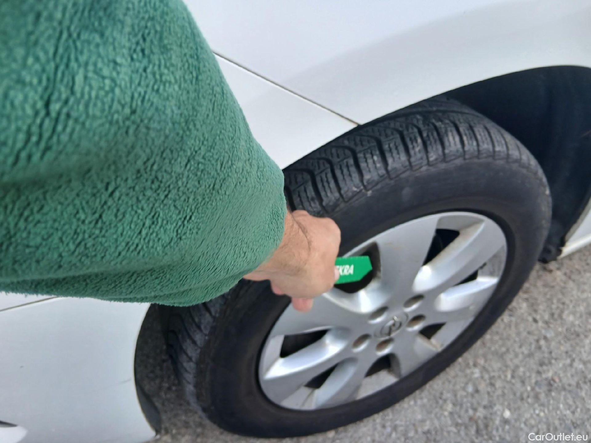  Opel  Combo OPEL  Life / 2018 / 5P / monovolumen compacto 1.5 TD 96kW (130CV) S/S Innovation L Aut #6