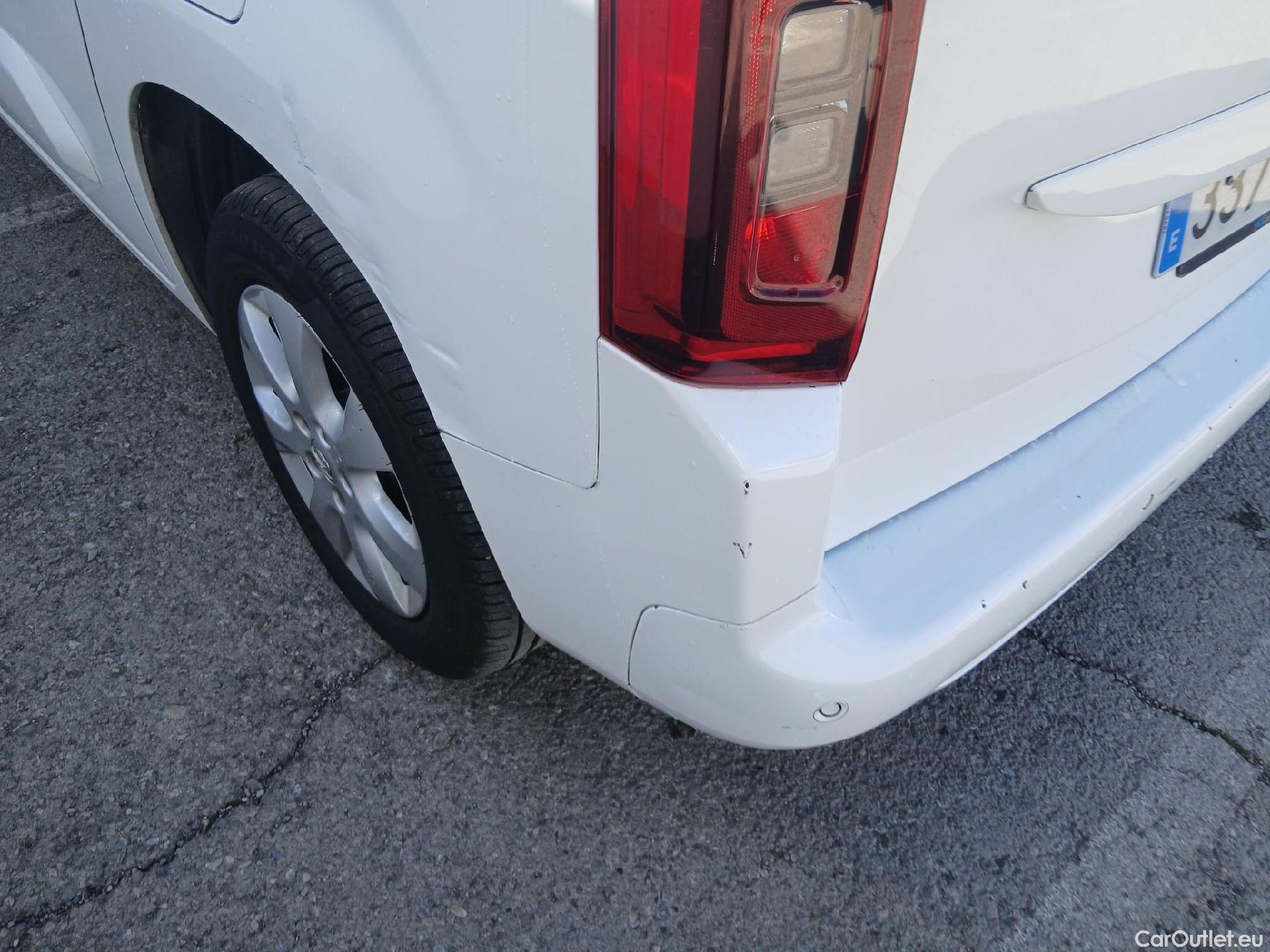  Opel  Combo OPEL  Life / 2018 / 5P / monovolumen compacto 1.5 TD 96kW (130CV) S/S Innovation L Aut #16