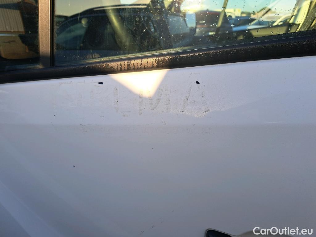  Nissan  NV300 NISSAN  / 2021 / 4P / monovolumen Combi 9 2.0dCi 81kW L1H1 1T Comfort #13