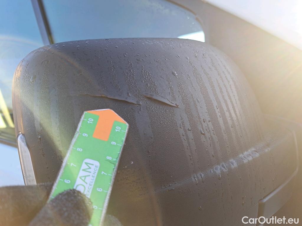  Nissan  NV300 NISSAN  / 2021 / 4P / monovolumen Combi 9 2.0dCi 81kW L1H1 1T Comfort #48