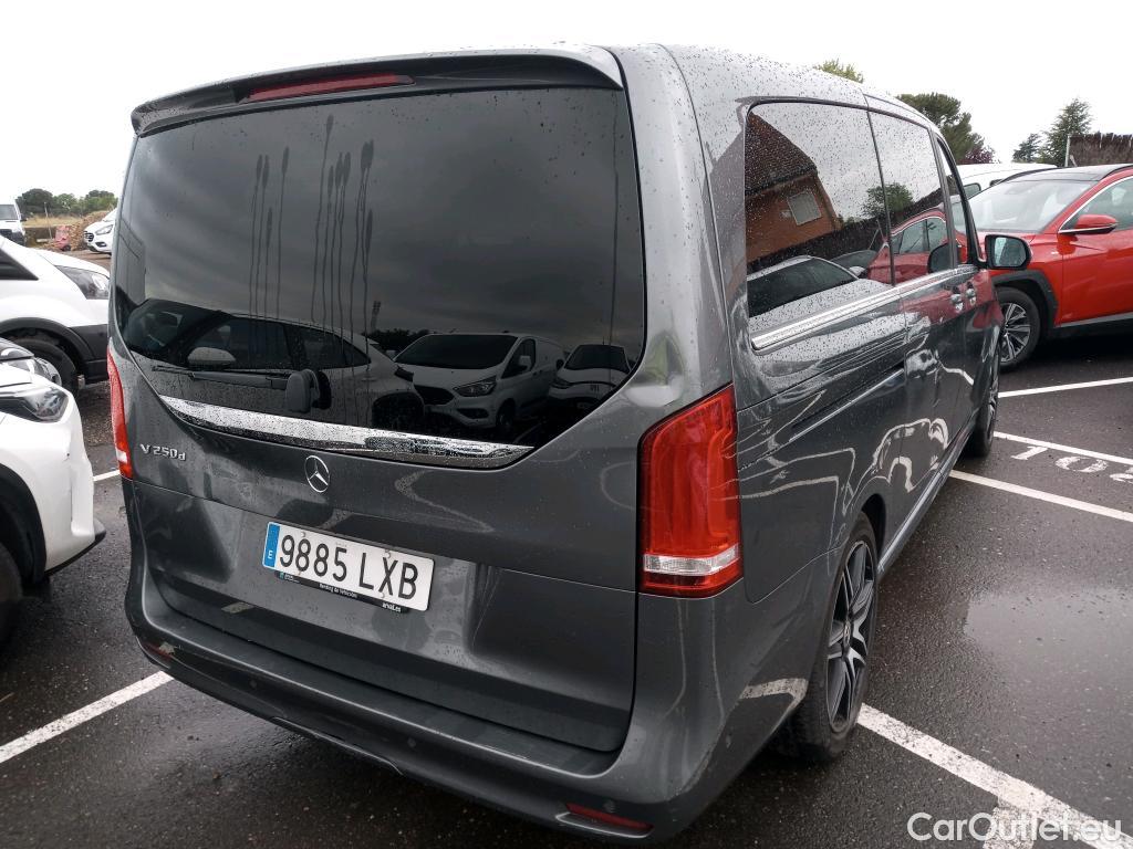  Mercedes  V-Klasse MERCEDES-BENZ Clase V / 2014 / 5P / monovolumen 250 d Exclusive Largo #1