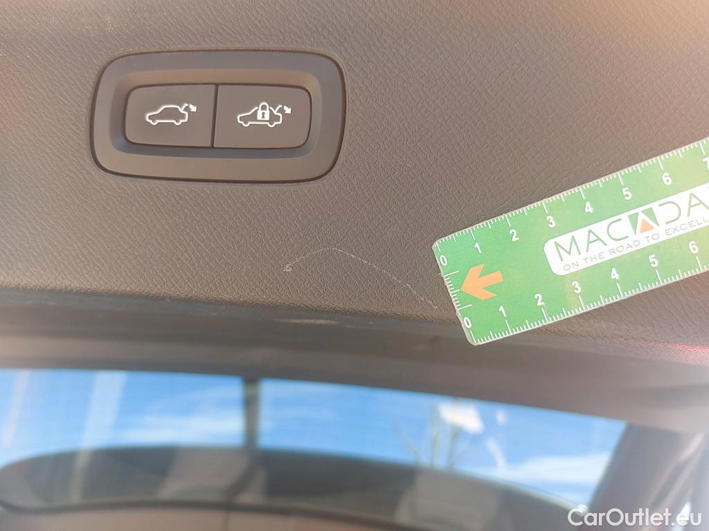  Volvo  XC90 VOLVO  todoterreno 2.0 B5 D AWD Momentum Pro Auto 240 CV  #26