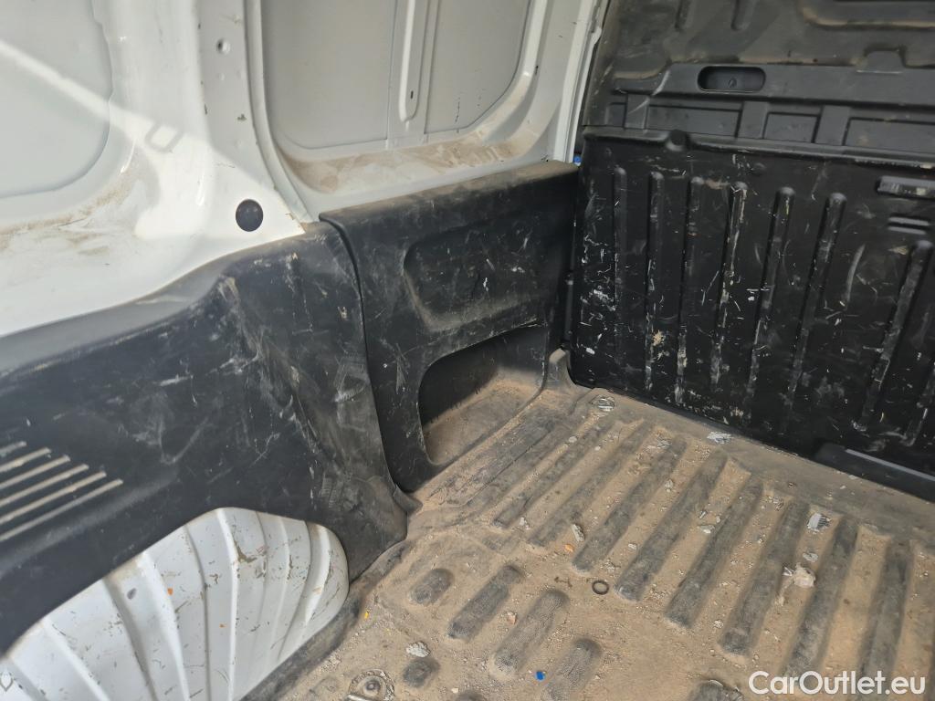  Citroen  Berlingo CITROEN  / 2018 / 3P / furgón derivado de turismo Talla M BlueHDi 100 CONTROL #21