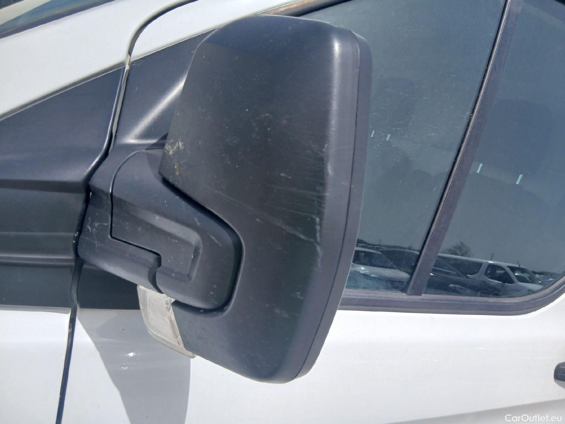  Ford  Transit FORD  Custom / 2012 / 4P / furgón Van 2.0 TDCI 77kW 300 L2 Ambiente #25