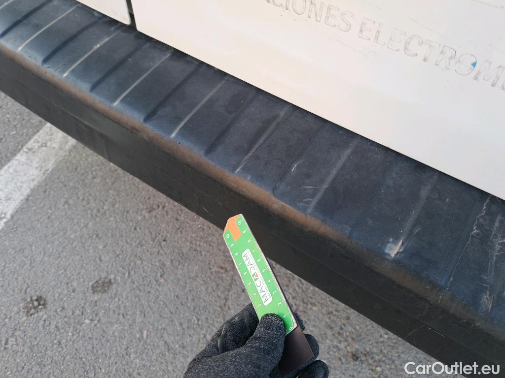  Nissan  NV300 NISSAN  / 2021 / 4P / monovolumen Combi 9 2.0dCi 81kW L1H1 1T Comfort #42