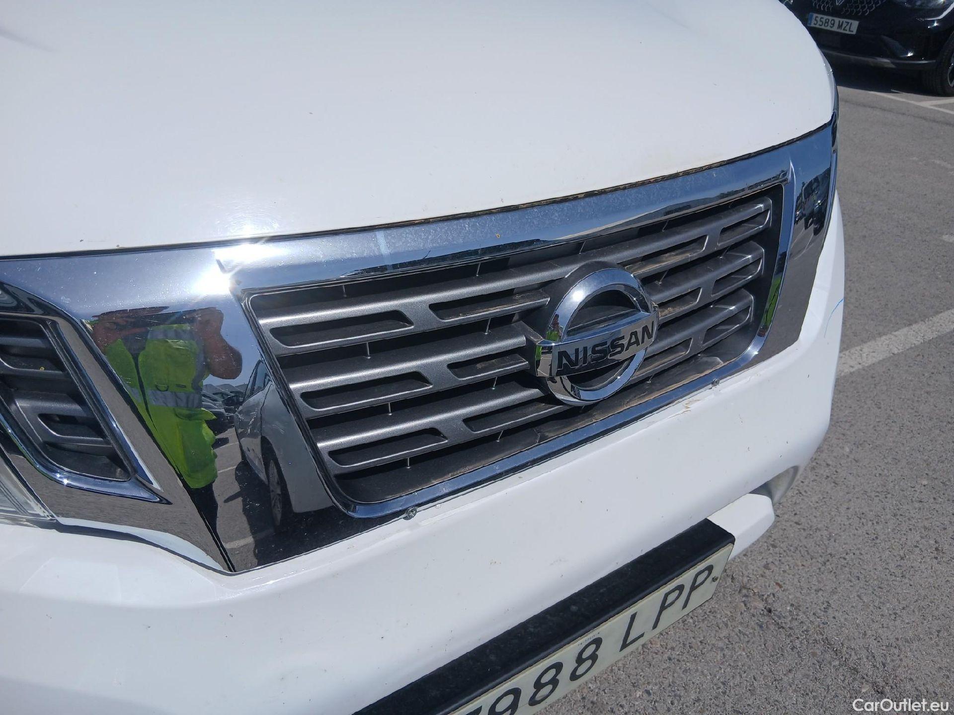  Nissan  Navara NISSAN  / 2015 / 4P / pickup Doble Cab. 2.3dCi 120kW(160CV) Acenta #17