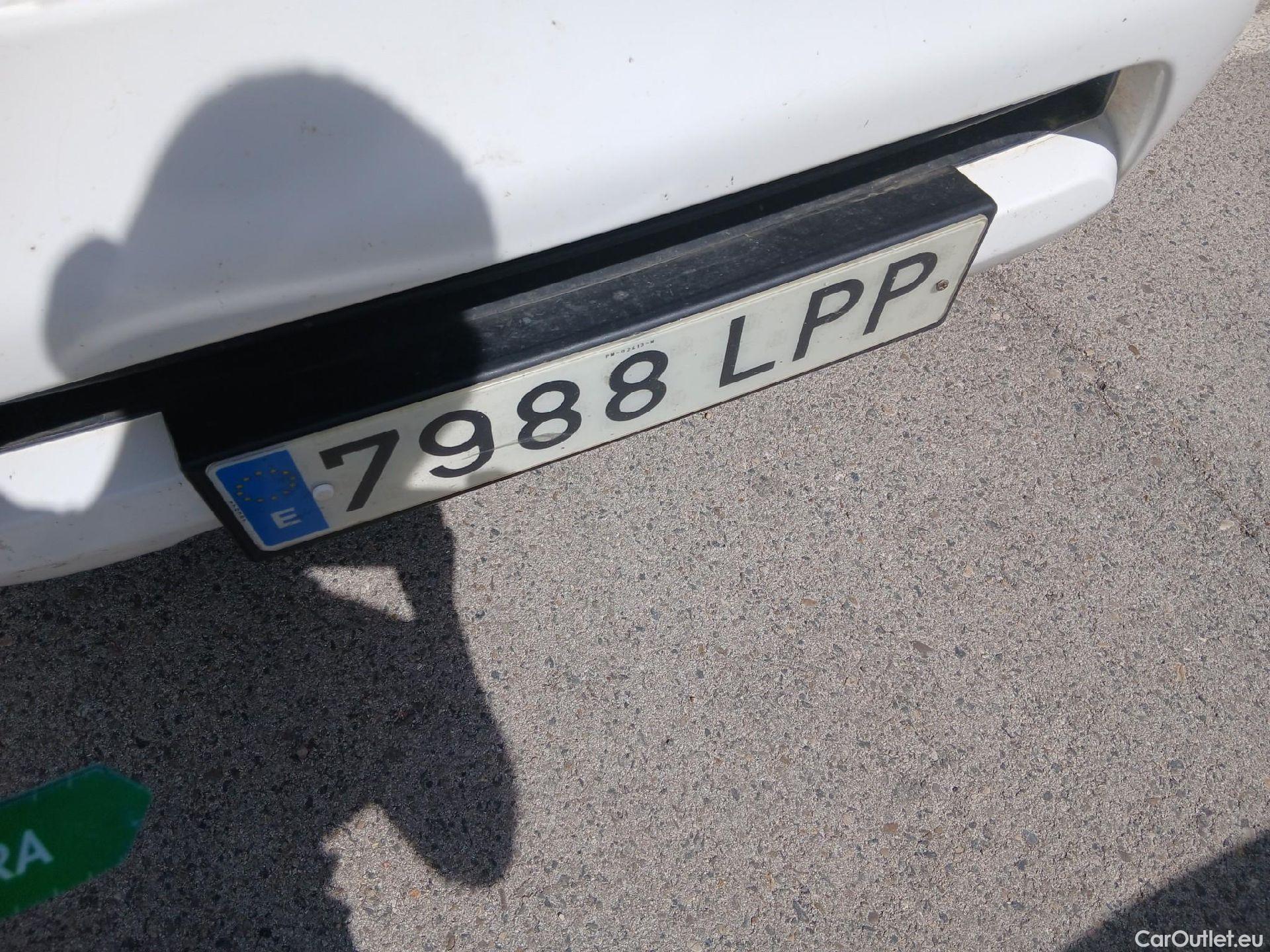  Nissan  Navara NISSAN  / 2015 / 4P / pickup Doble Cab. 2.3dCi 120kW(160CV) Acenta #19